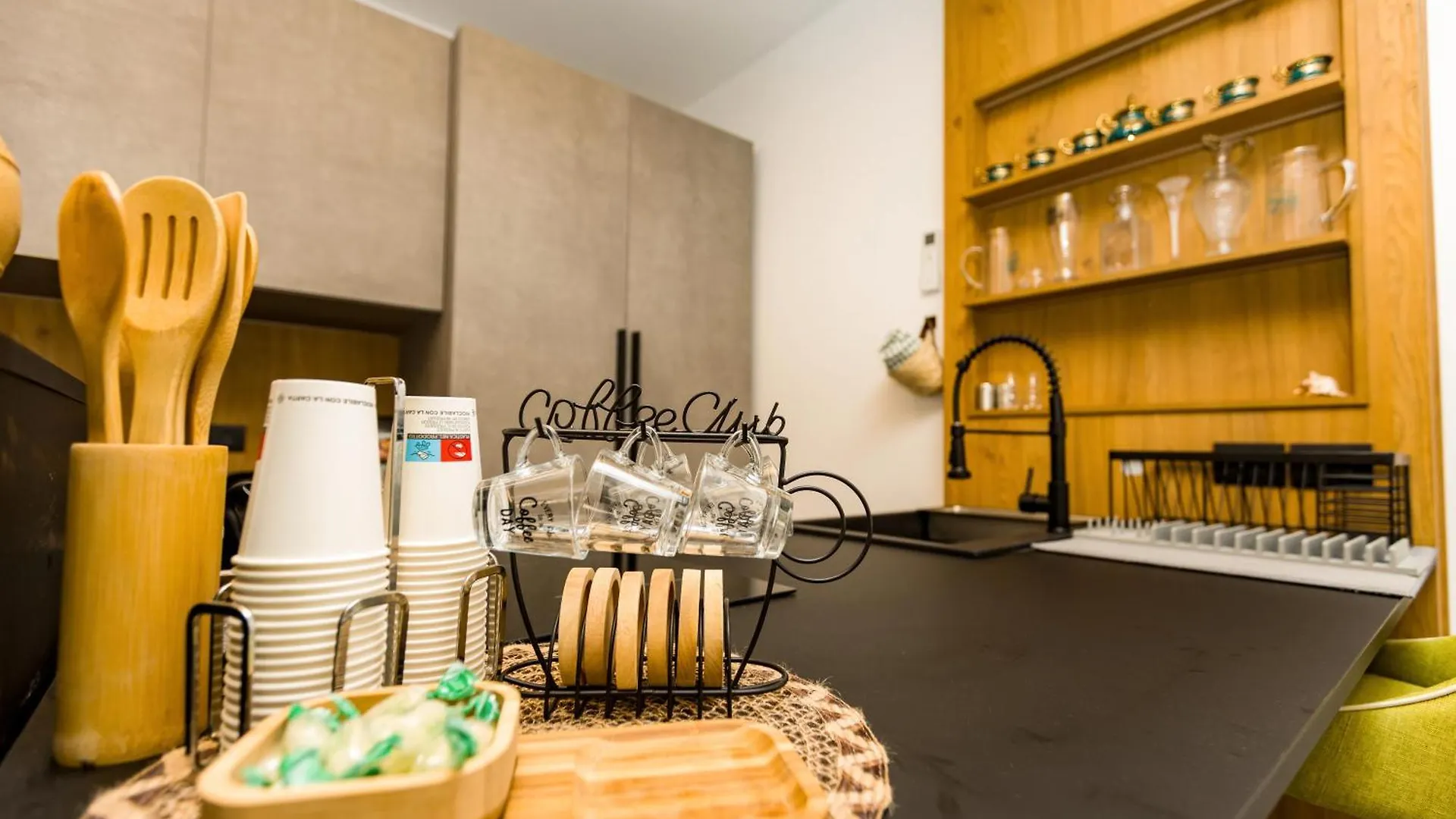 Gatto Matto Bed and Breakfast Brolo