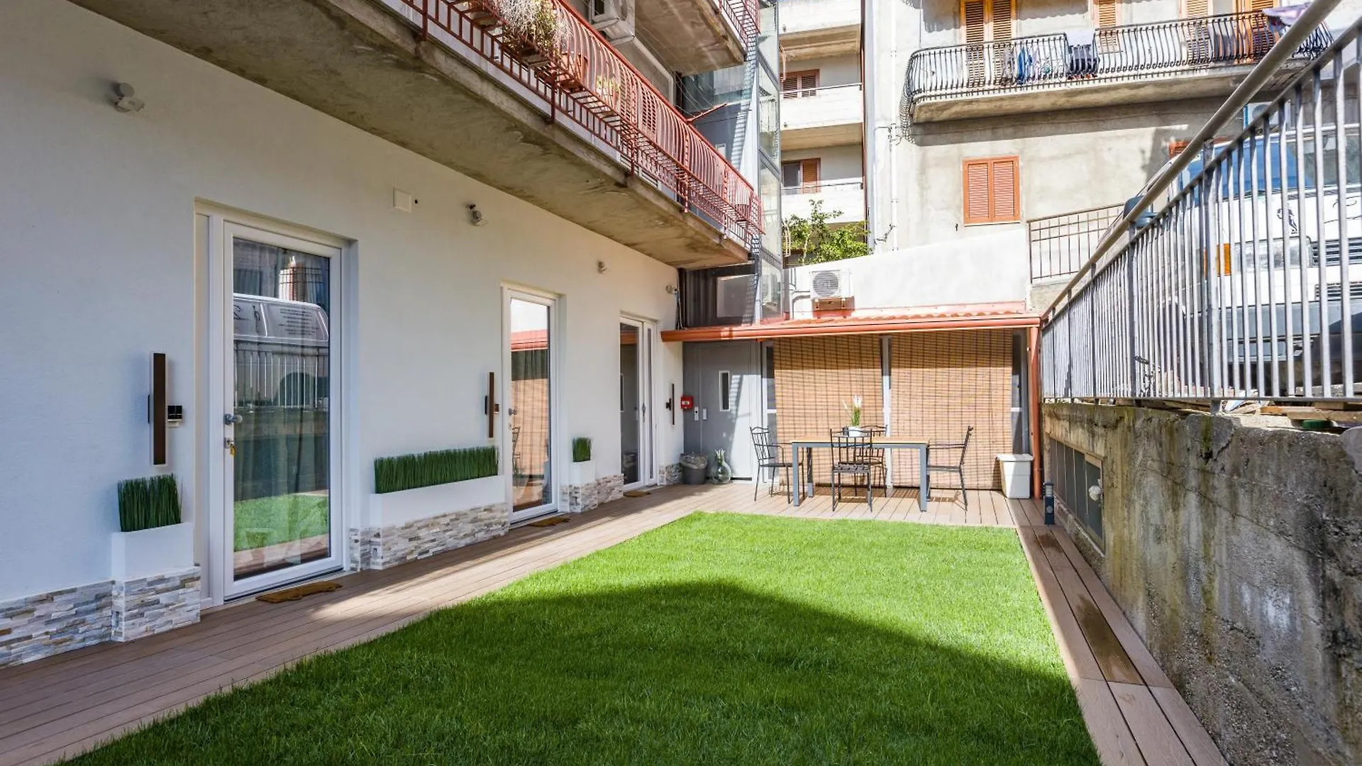 Bed & Breakfast Gatto Matto Bed and Breakfast Brolo Italië
